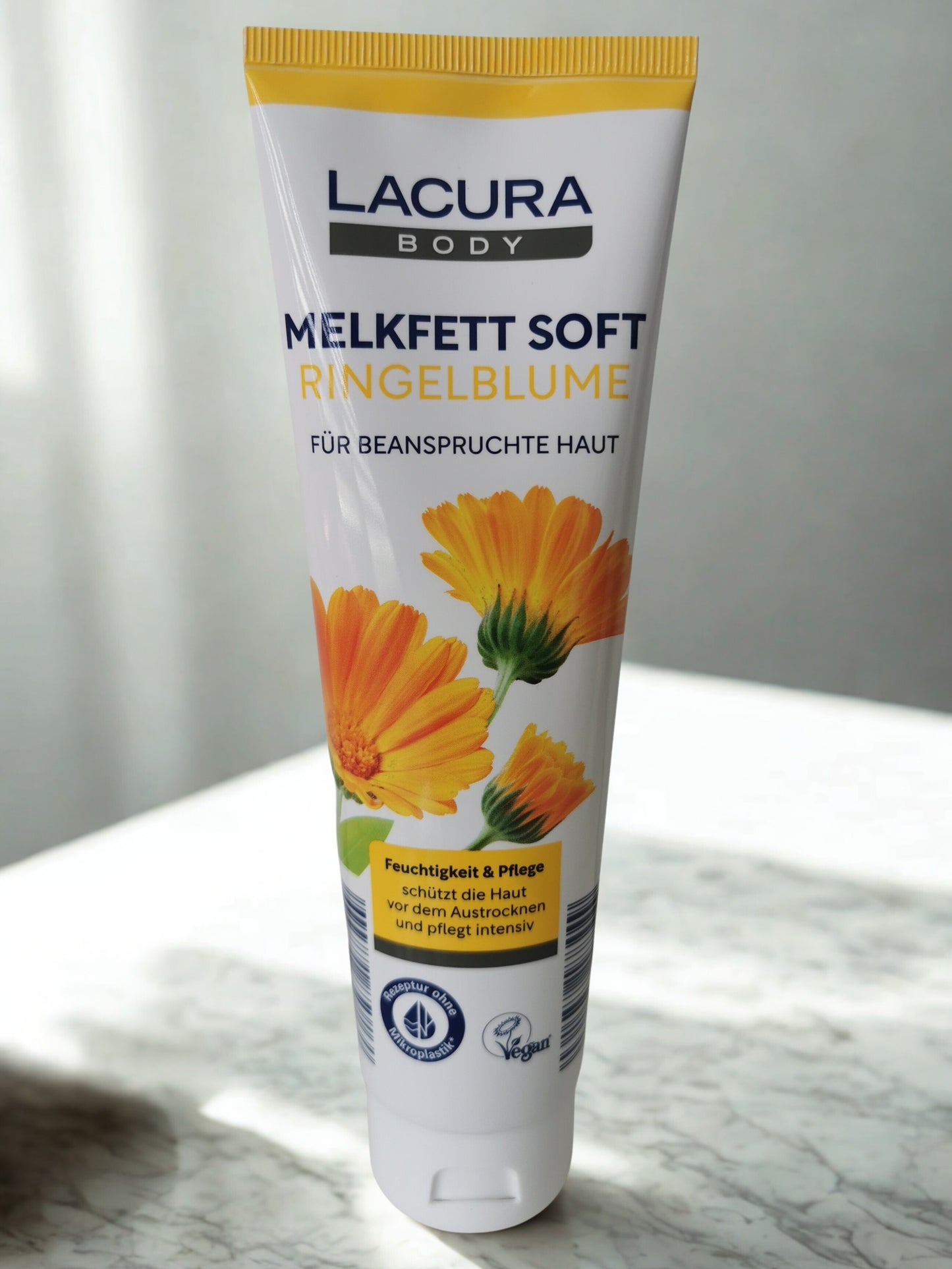 Lacura Body Melkfett Soft Ringelblume - Moisturizing Cream with Calendula Extract